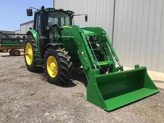 Image of John Deere 6155M equipment image 4