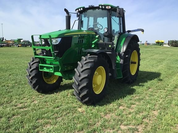 Image of John Deere 6155M equipment image 2