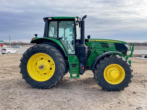 Image of John Deere 6155M equipment image 3