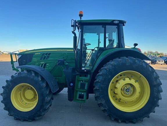 Image of John Deere 6155M equipment image 3