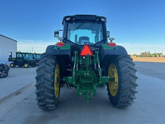 Image of John Deere 6155M equipment image 4