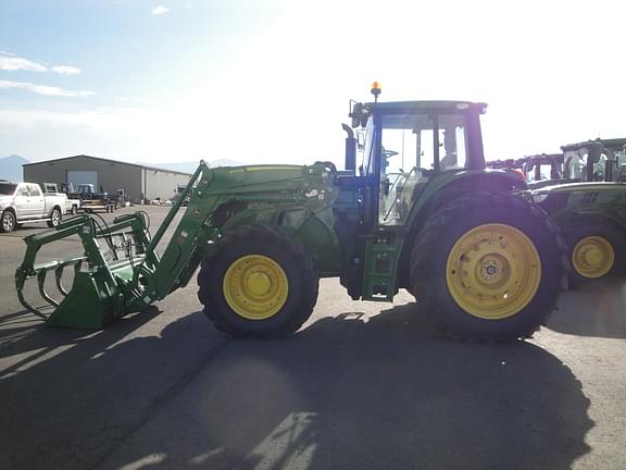 Image of John Deere 6155M equipment image 4