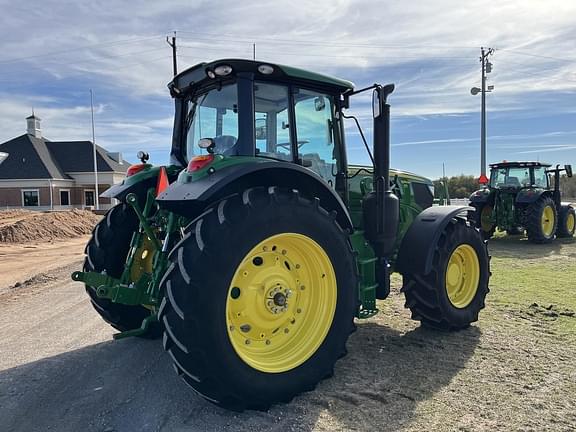 Image of John Deere 6155M equipment image 3