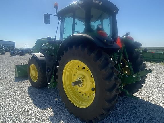 Image of John Deere 6155M equipment image 3