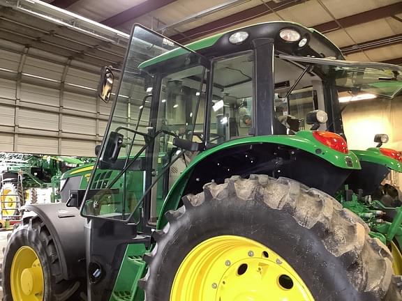 Image of John Deere 6155M equipment image 3