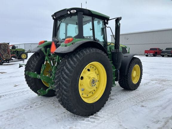 Image of John Deere 6155M equipment image 3