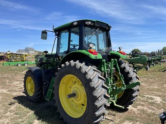 Image of John Deere 6155M equipment image 4