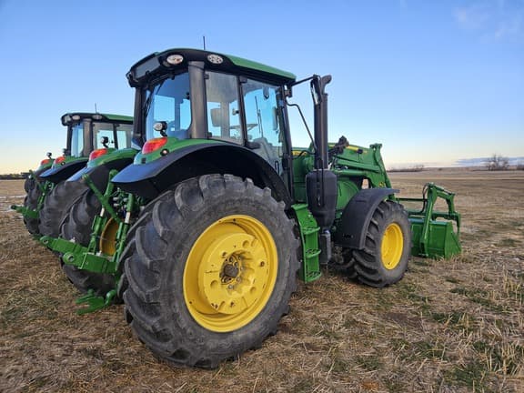 Image of John Deere 6155M equipment image 2