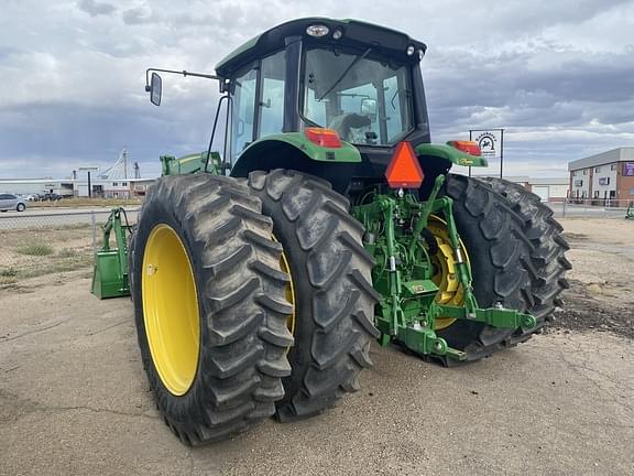 Image of John Deere 6155M equipment image 4