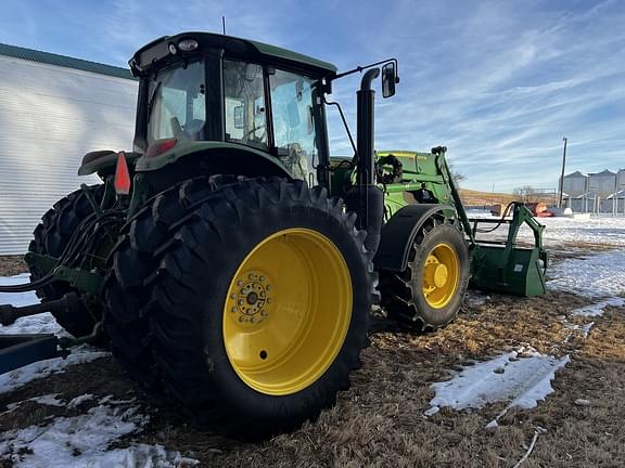 Image of John Deere 6155M equipment image 3