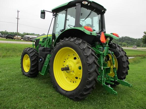 Image of John Deere 6155M equipment image 2