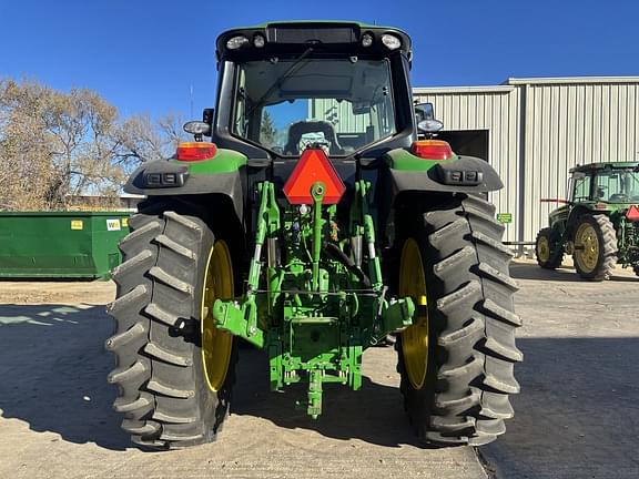 Image of John Deere 6155M equipment image 4