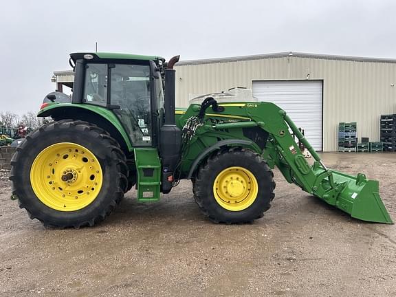 Image of John Deere 6155M equipment image 4