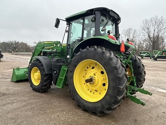 Image of John Deere 6155M equipment image 3