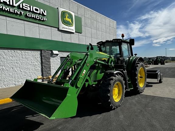 Image of John Deere 6155M equipment image 1