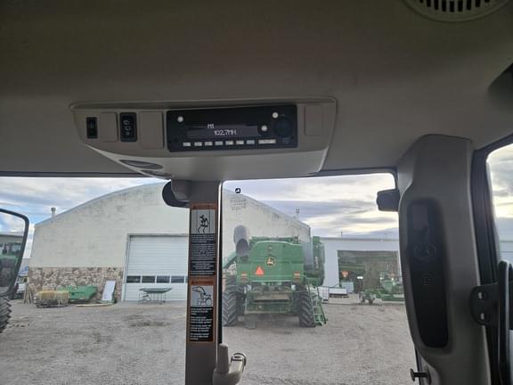 Image of John Deere 6155M equipment image 3
