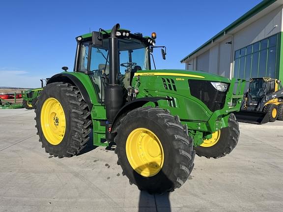 Image of John Deere 6155M equipment image 3