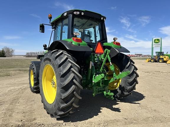 Image of John Deere 6155M equipment image 3
