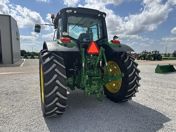 Image of John Deere 6155M equipment image 4
