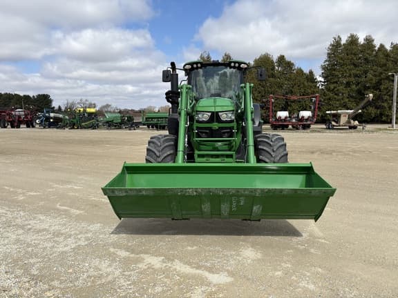 Image of John Deere 6155M equipment image 1