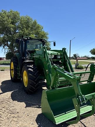 Image of John Deere 6155M equipment image 3