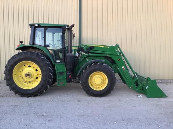 Image of John Deere 6155M equipment image 4