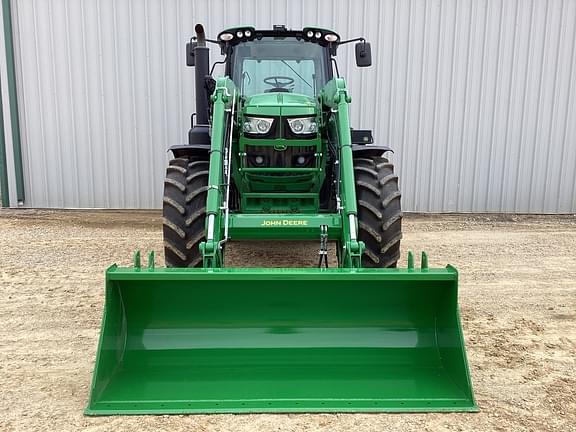 Image of John Deere 6155M equipment image 3