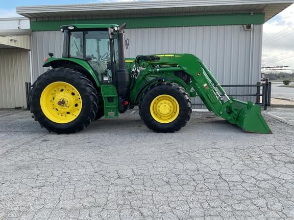Image of John Deere 6155M equipment image 4