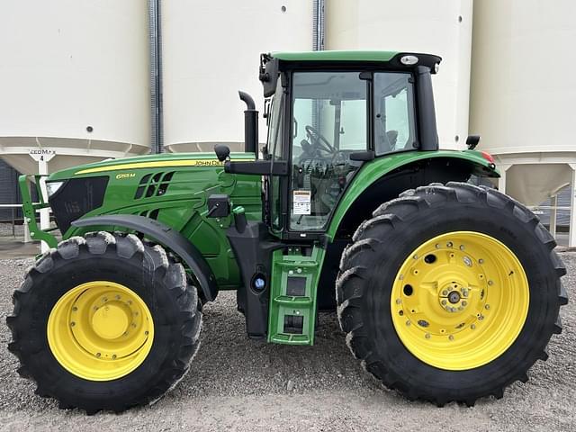 Image of John Deere 6155M equipment image 2
