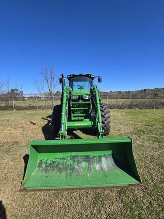 Image of John Deere 6155M equipment image 2