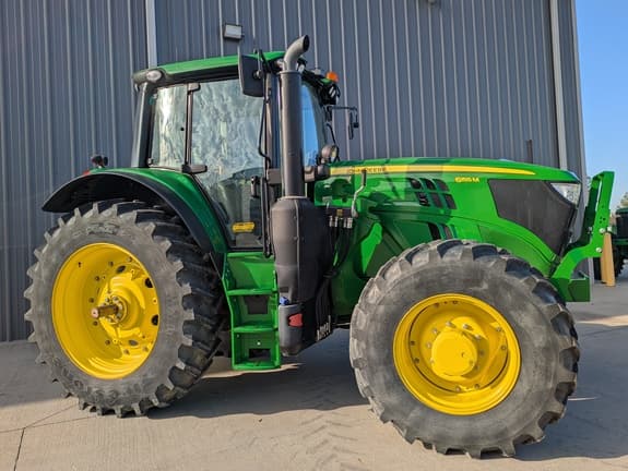 Image of John Deere 6155M equipment image 4