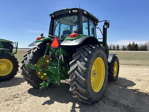 Image of John Deere 6155M equipment image 4