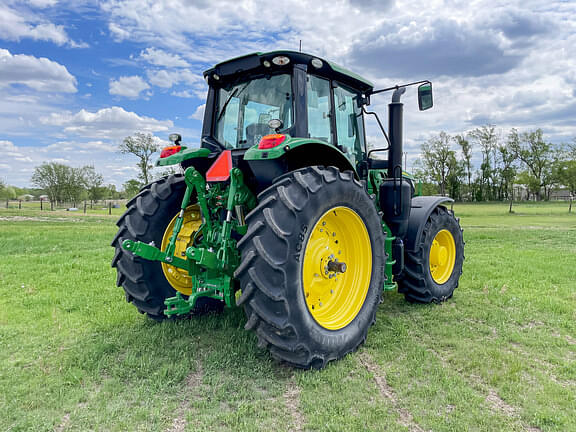 Image of John Deere 6155M equipment image 4