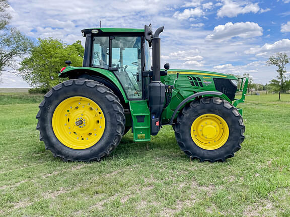 Image of John Deere 6155M equipment image 3