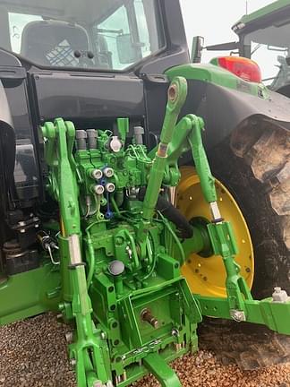 Image of John Deere 6155M equipment image 4