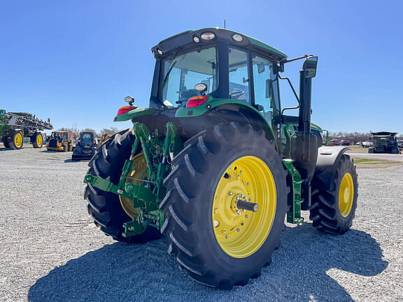 Image of John Deere 6155M equipment image 4