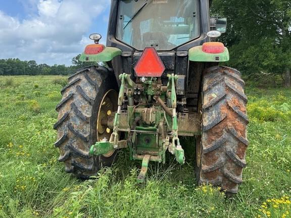 Image of John Deere 6155M equipment image 4