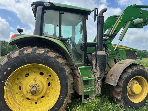 Image of John Deere 6155M equipment image 3
