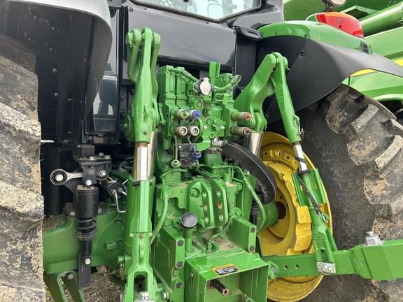 Image of John Deere 6155M equipment image 1