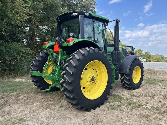 Image of John Deere 6155M equipment image 4