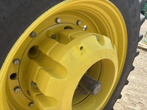 Image of John Deere 6155M equipment image 3