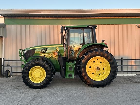 Image of John Deere 6155M equipment image 1