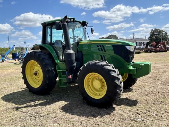 Image of John Deere 6155M equipment image 3