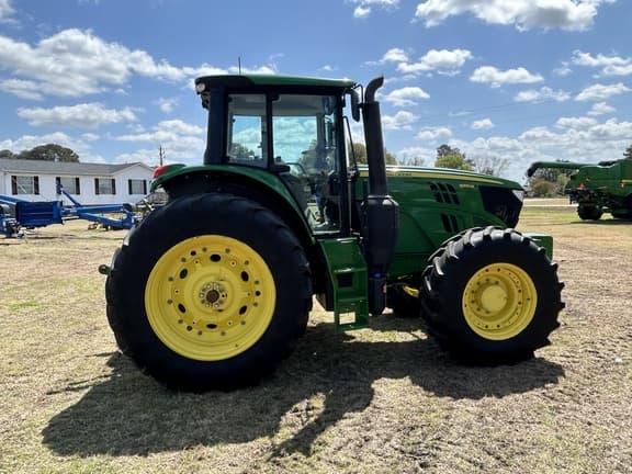 Image of John Deere 6155M equipment image 2