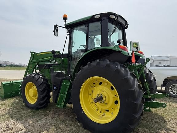 Image of John Deere 6155M equipment image 2