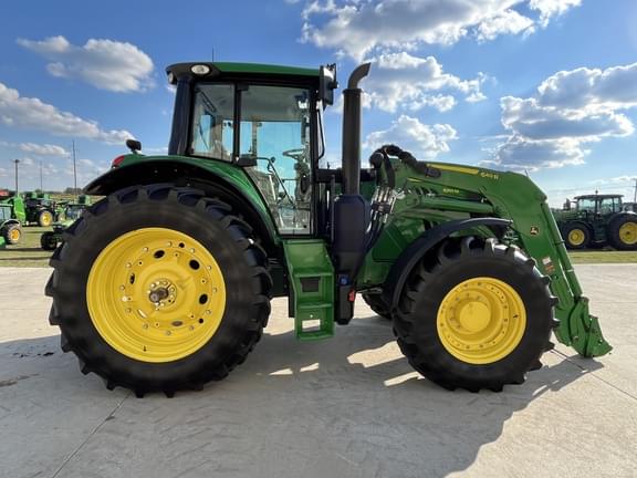Image of John Deere 6155M equipment image 2