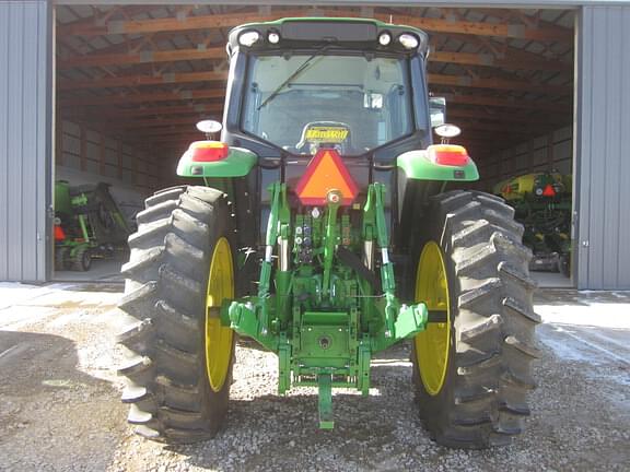 Image of John Deere 6155M equipment image 3