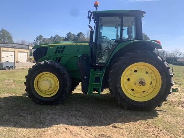 Image of John Deere 6155M equipment image 4