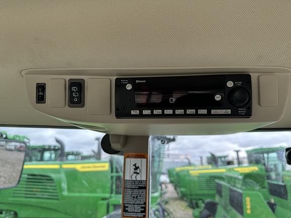 Image of John Deere 6155M equipment image 3