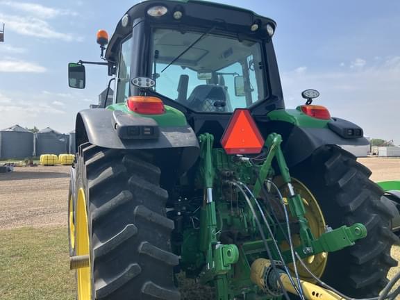 Image of John Deere 6155M equipment image 4